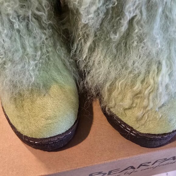 Bearpaw Boetis II Real Lamb Fur Boots Size 7 Women's Green New In Box - Picture 10 of 12